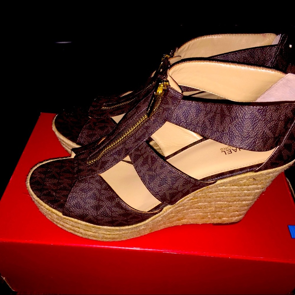 MK shoes